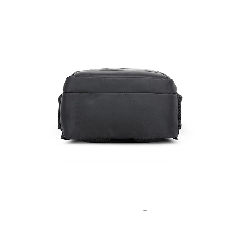   Robuster großer Laptop-Rucksack 